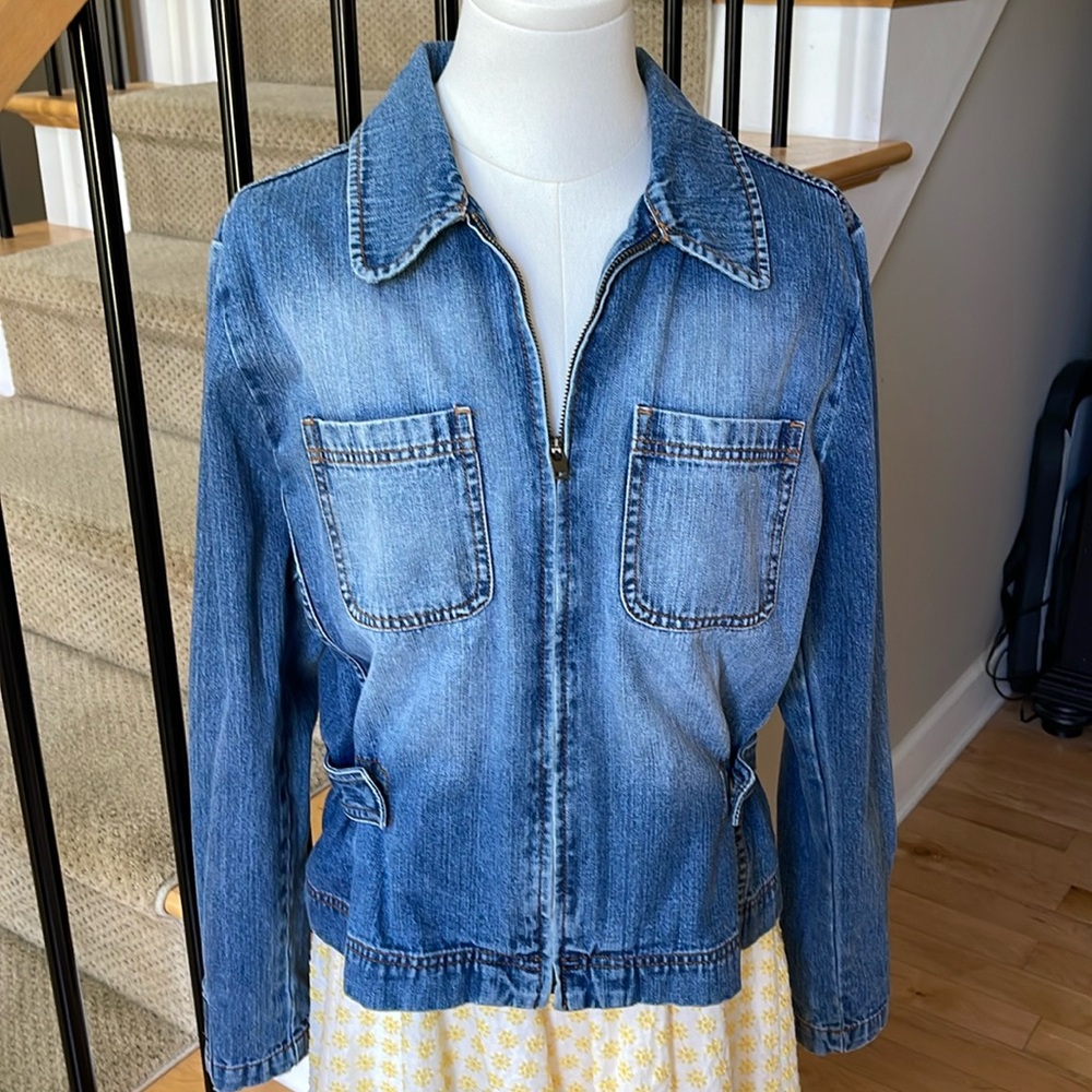The Limited Jean Jacket. Nice details no size tags but fits like a Medium. Cute!